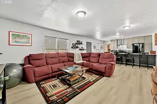 87860 Territorial Rd, Veneta, OR 97487 - Photo 14