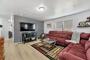 87860 Territorial Rd, Veneta, OR 97487 - Photo 12