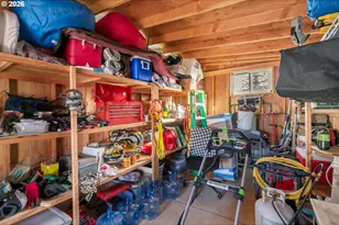 87860 Territorial Rd, Veneta, OR 97487 - Photo 40