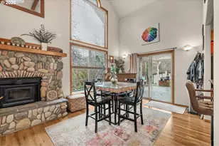 5655 Tamarack Ln, Central Point, OR 97502 - Photo 12