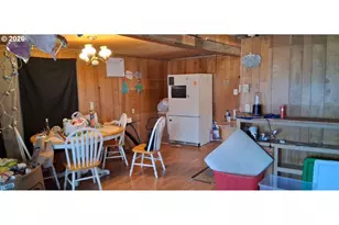 1413 Hawthorne Ave, Reedsport, OR 97467 - Photo 10