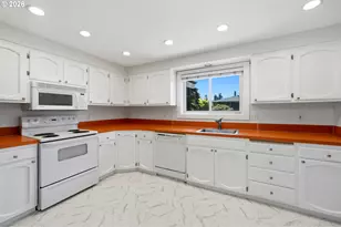 5655 SE Colony Cir, Milwaukie, OR 97267 - Photo 8