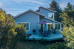 2015 NW Oceanview Dr, Newport, OR 97365 - Photo 10