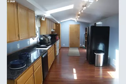 2075 Johnson St, North Bend, OR 97459 - Photo 20