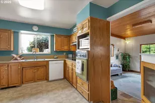 1775 Park Dr, Lebanon, OR 97355 - Photo 10