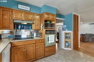 1775 Park Dr, Lebanon, OR 97355 - Photo 12