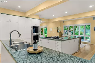 5720/5724 SW Barnes Rd, Portland, OR 97221 - Photo 12