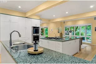 5720-5724 SW Barnes Rd, Portland, OR 97221 - Photo 12