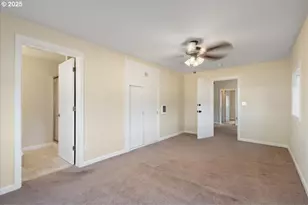47578 School St, Oakridge, OR 97463 - Photo 6