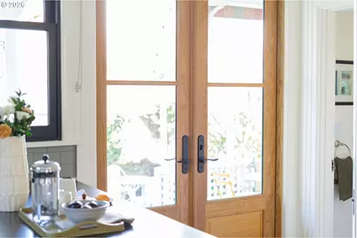 1523 SE Taylor St, Portland, OR 97214 - Photo 16