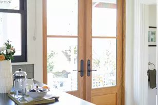 1523 SE Taylor St, Portland, OR 97214 - Photo 16