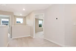 9194 SE Azalea St, Happy Valley, OR 97086 - Photo 16