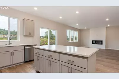 9194 SE Azalea St, Happy Valley, OR 97086 - Photo 6