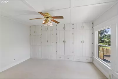 27536 Pearl St, Brownsville, OR 97327 - Photo 28