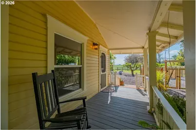 27536 Pearl St, Brownsville, OR 97327 - Photo 4