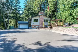 10731 SE Eastmont Dr, Damascus, OR 97089 - Photo 2