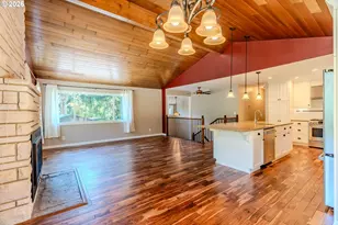 10731 SE Eastmont Dr, Damascus, OR 97089 - Photo 6