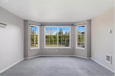 8911 NE Burton Rd, Vancouver, WA 98662 - Photo 6