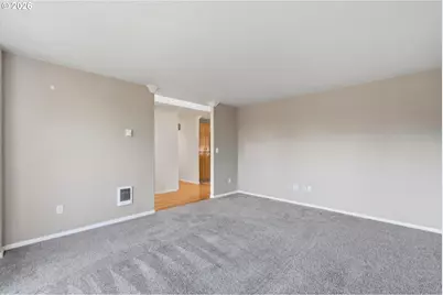 8911 NE Burton Rd, Vancouver, WA 98662 - Photo 8