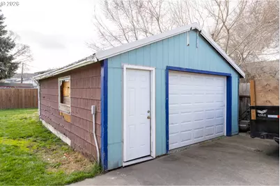 758 Pleasant Ct, The Dalles, OR 97058 - Photo 10