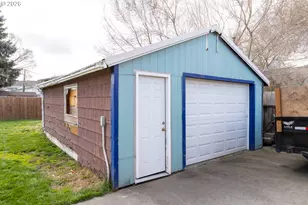 758 Pleasant Ct, The Dalles, OR 97058 - Photo 10