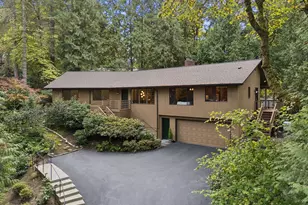 4910 SW Humphrey Park Rd, Portland, OR 97221 - Photo 2