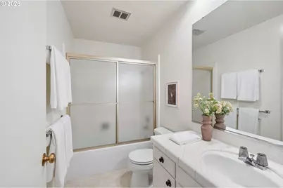 4910 SW Humphrey Park Rd, Portland, OR 97221 - Photo 28