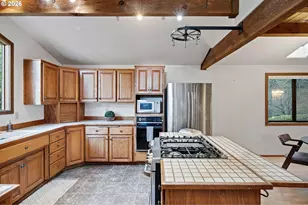 2050 McLean Blvd, Eugene, OR 97405 - Photo 12