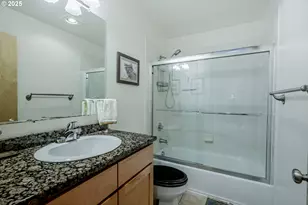 606 NW Naito Pkwy, Portland, OR 97209 - Photo 18