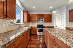 204 N 38th Pl, Ridgefield, WA 98642 - Photo 18