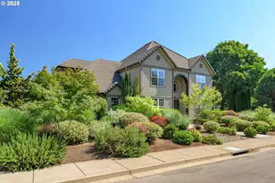 2808 Edgewater Dr, Eugene, OR 97401 - Photo 2