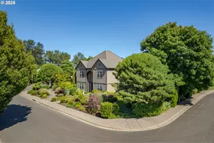 2808 Edgewater Dr, Eugene, OR 97401 - Photo 48