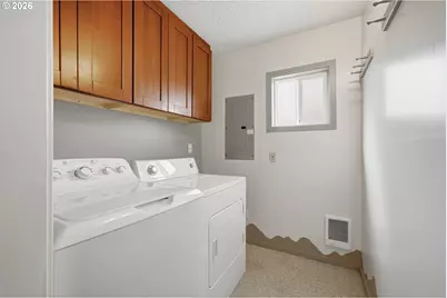 26135 Beach Dr, Rockaway Beach, OR 97136 - Photo 18