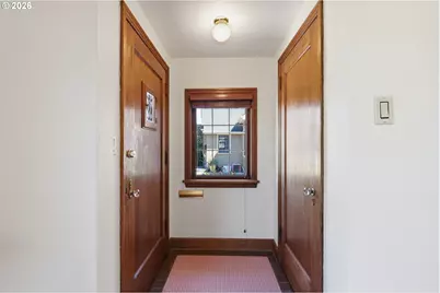 4202 NE Cesar E Chavez Blvd, Portland, OR 97211 - Photo 4