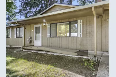 2829 SE 174th Ave, Portland, OR 97236 - Photo 4