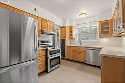 1924 NE 58th Ave, Portland, OR 97213 - Photo 10