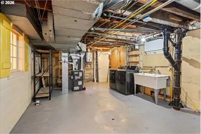 1924 NE 58th Ave, Portland, OR 97213 - Photo 32