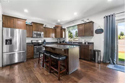 218 Finneys Ave, Molalla, OR 97038 - Photo 4