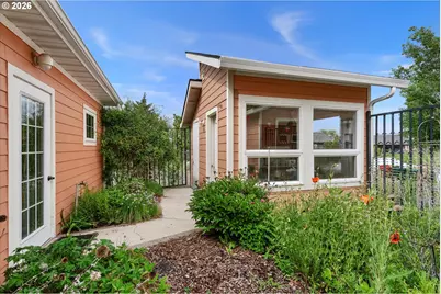 710 S East St, Joseph, OR 97846 - Photo 44