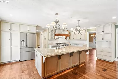 7720 SW Montclair Dr, Portland, OR 97225 - Photo 8