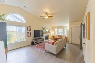 8409 NE 15th St, Vancouver, WA 98664 - Photo 10