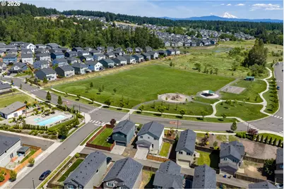 9225 N Boxwood St, Camas, WA 98607 - Photo 36