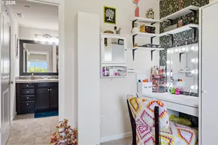 9225 N Boxwood St, Camas, WA 98607 - Photo 18