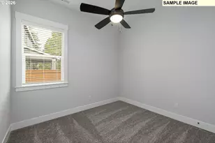 15224 S E Towers Ter, Milwaukie, OR 97267 - Photo 18