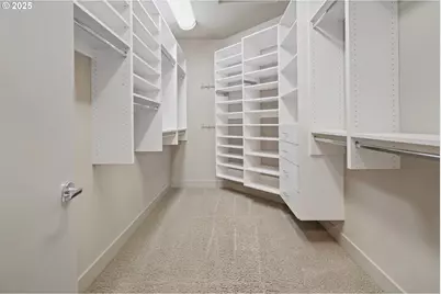 9201 NW McKenna Dr, Portland, OR 97229 - Photo 28