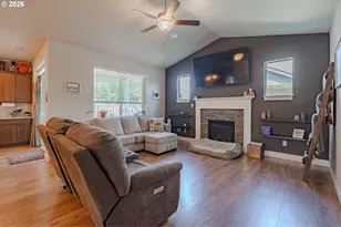 1707 NW 27th Ave, Battle Ground, WA 98604 - Photo 4