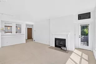 1710 S Harbor Way, Portland, OR 97201 - Photo 2