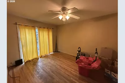8054 SE Reedway St, Portland, OR 97206 - Photo 8