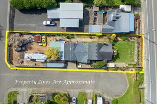 407 S Empire Blvd, Coos Bay, OR 97420 - Photo 46