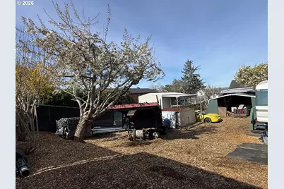 407 S Empire Blvd, Coos Bay, OR 97420 - Photo 40